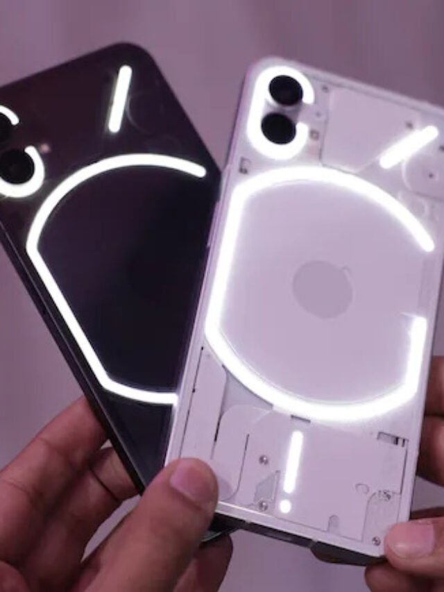Nothing Phone 1: यूज़र्स कर रहे शिकायत, रिप्लेसमेंट के बाद भी मिल रहा डैमेज फोन